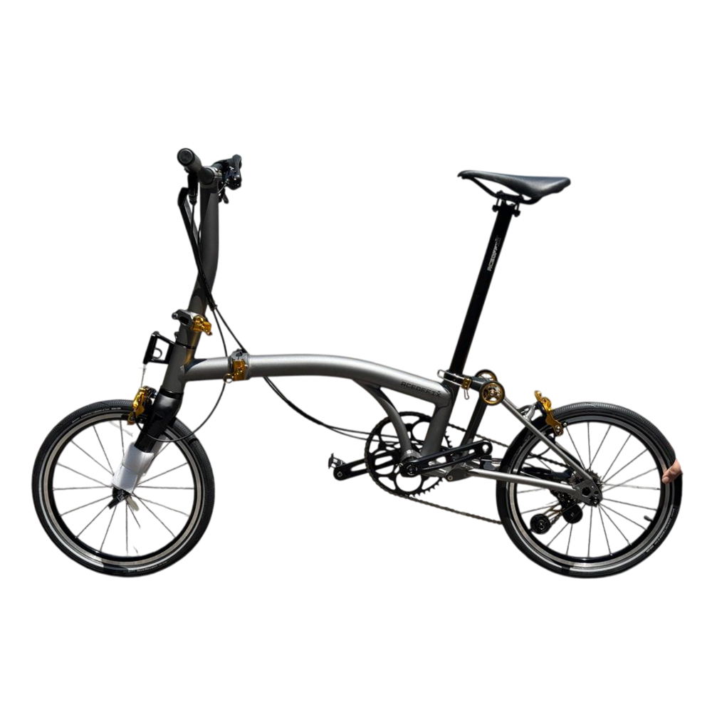 Aceoffix C5 Folding Bike Aceoffix C5 folding bike folded and unfolded for urban commuting