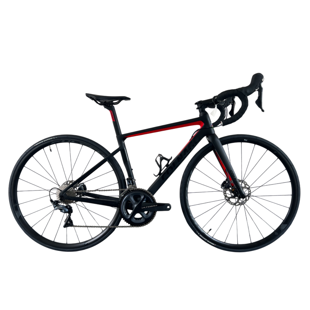 Colnago V3 Ultegra Disc Road Bike Colnago V3 Ultegra Disc carbon road bike with Shimano Ultegra hydraulic disc brakes